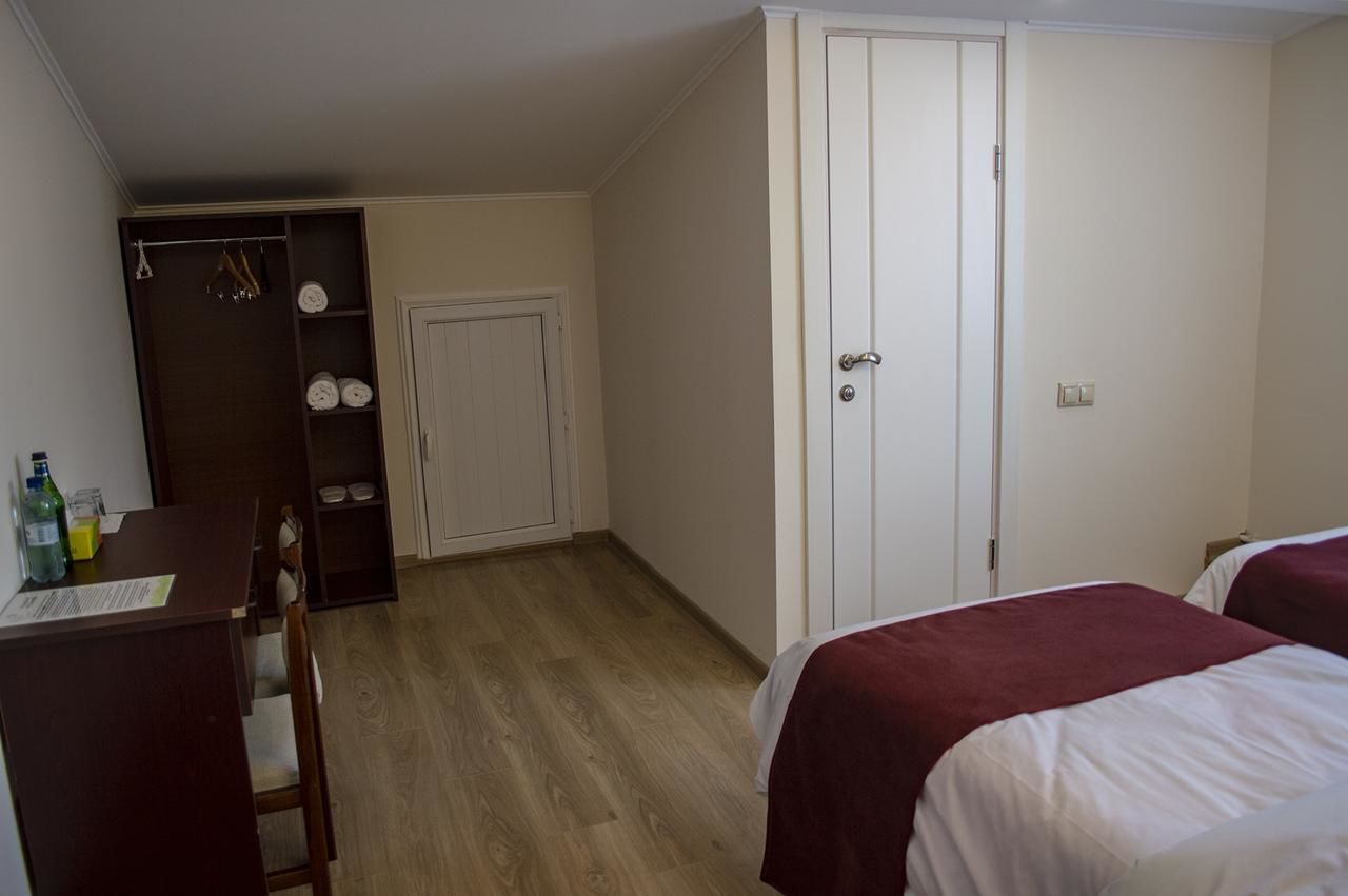 Гостевой дом Stone Art Guest House & Camping Pemzashen