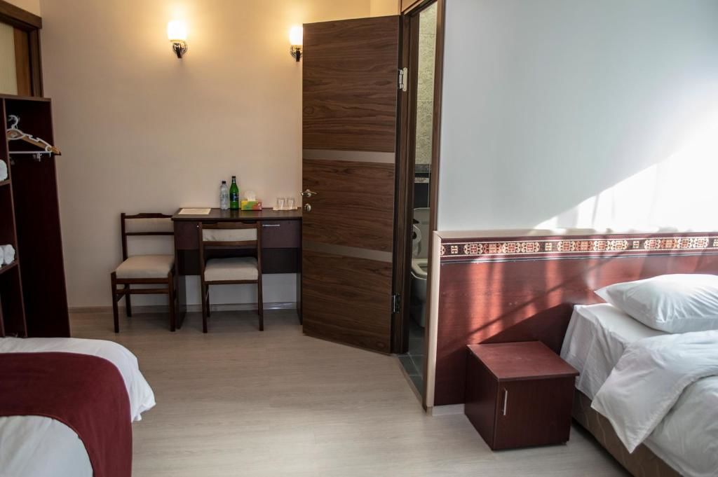 Гостевой дом Stone Art Guest House & Camping Pemzashen